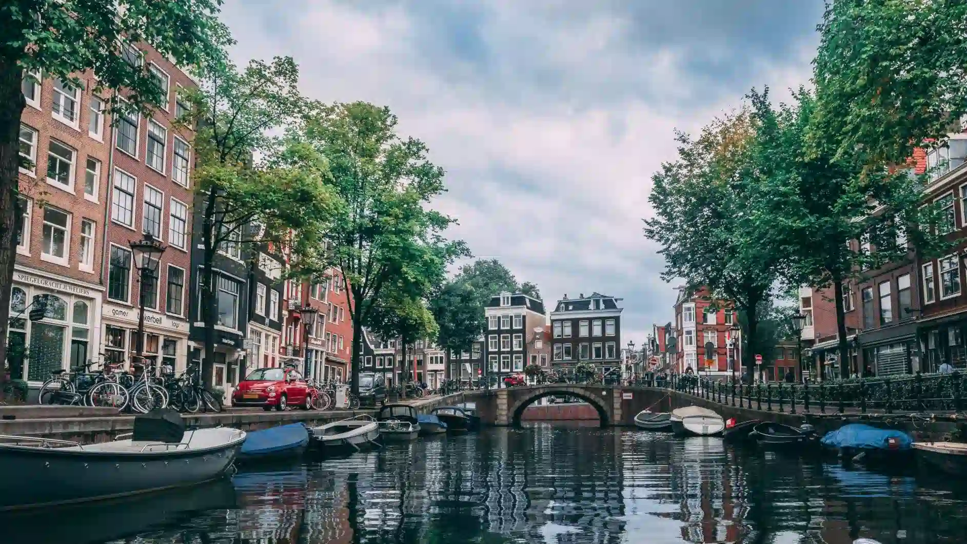MRA Amsterdam