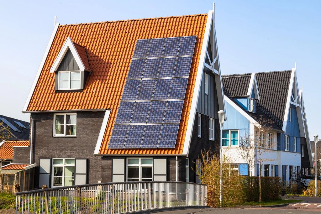 Energietransitie Alphen aan den Rijn zonnepanelen huis